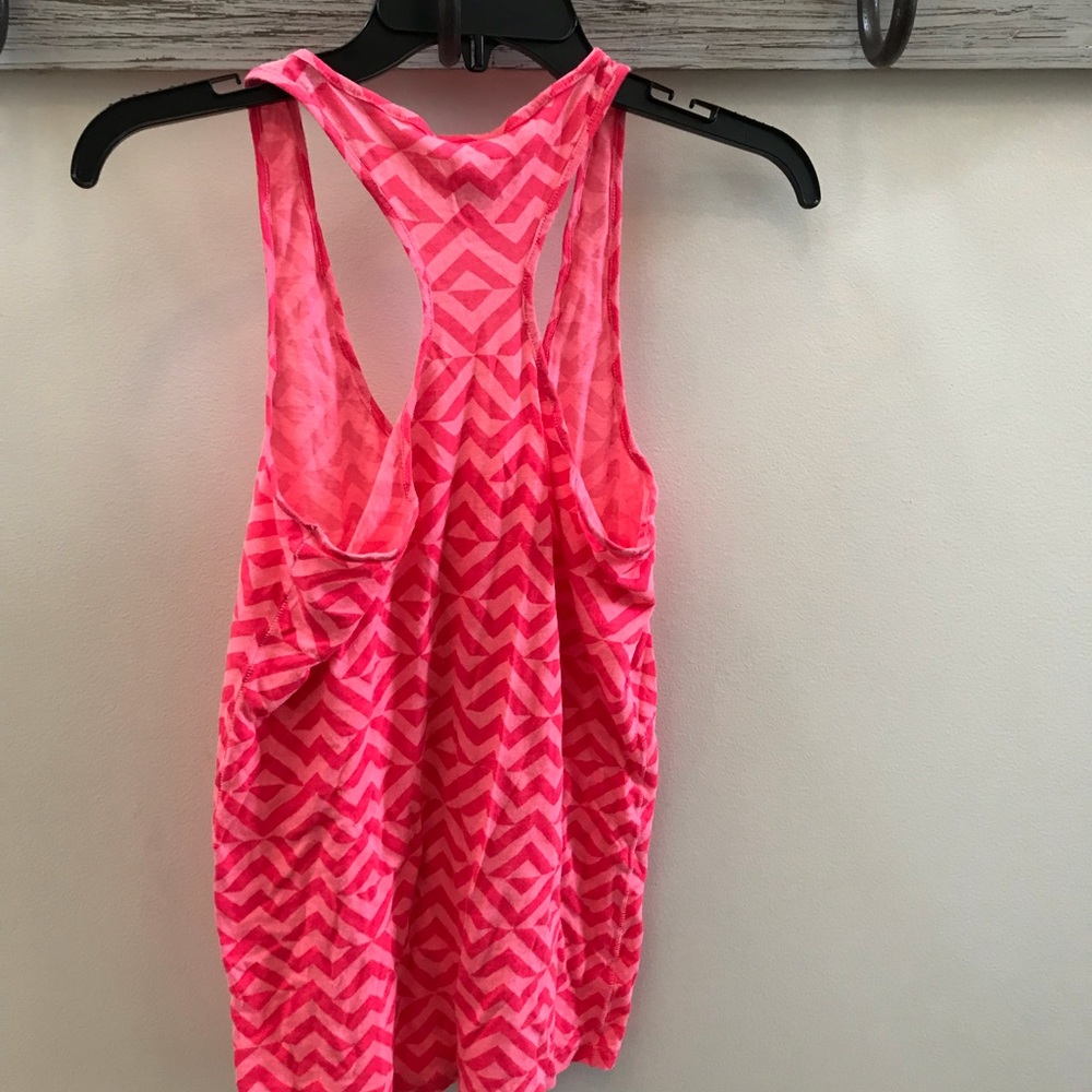 VS Razor Back Tank - Picture 3 of 3